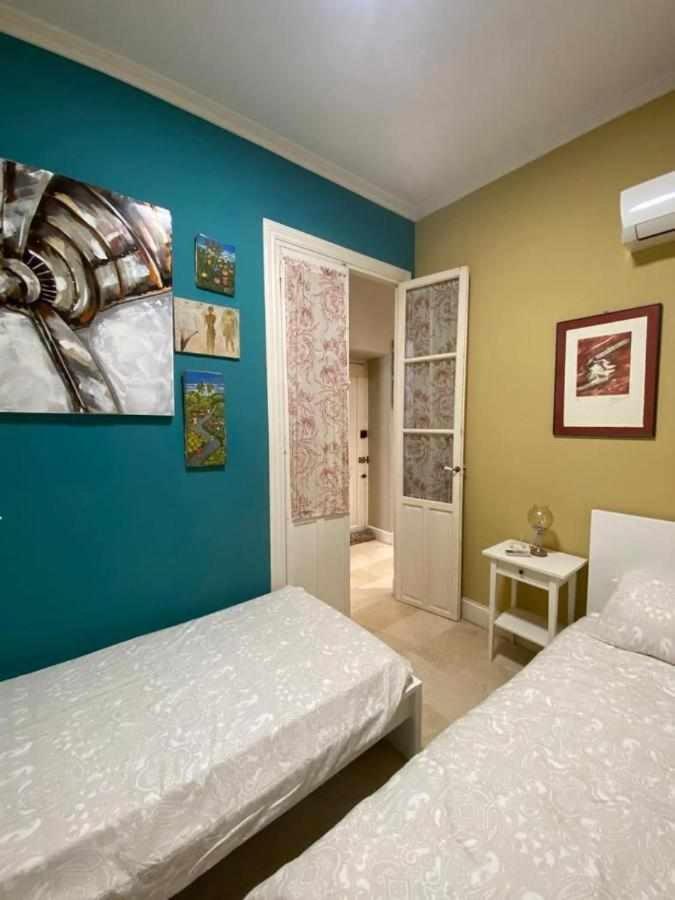 Chic E Classic Apartment อาลิกันเต ภายนอก รูปภาพ