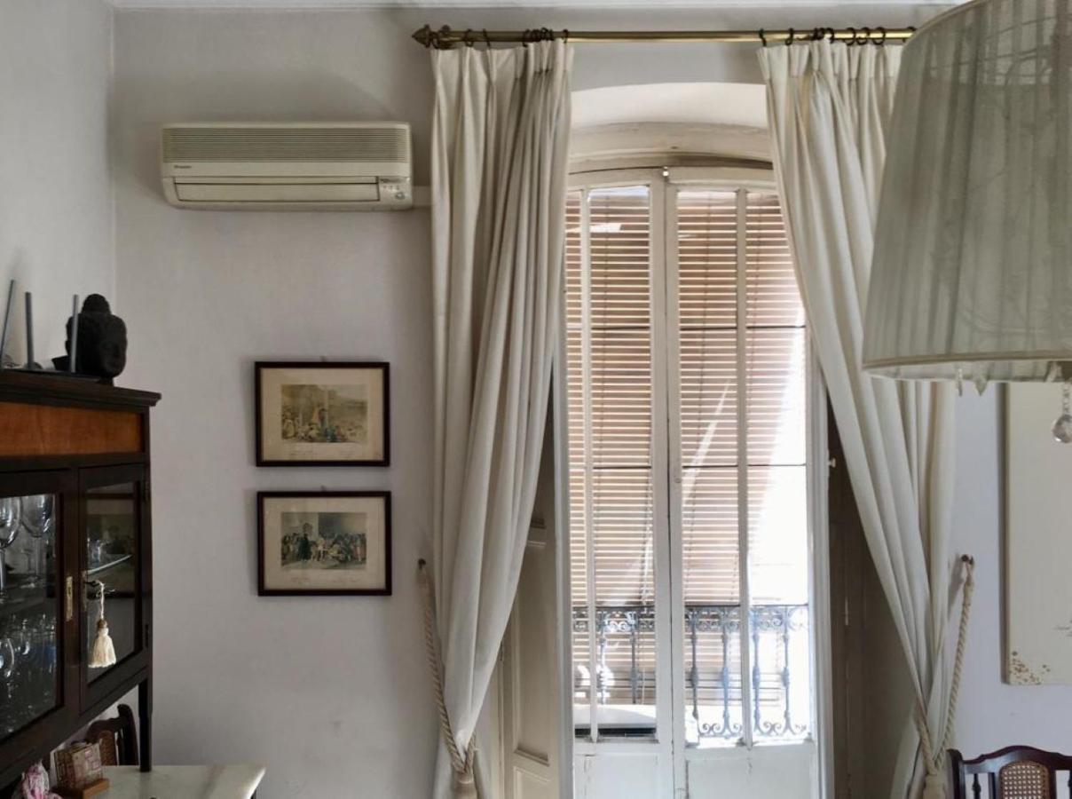 Chic E Classic Apartment อาลิกันเต ภายนอก รูปภาพ