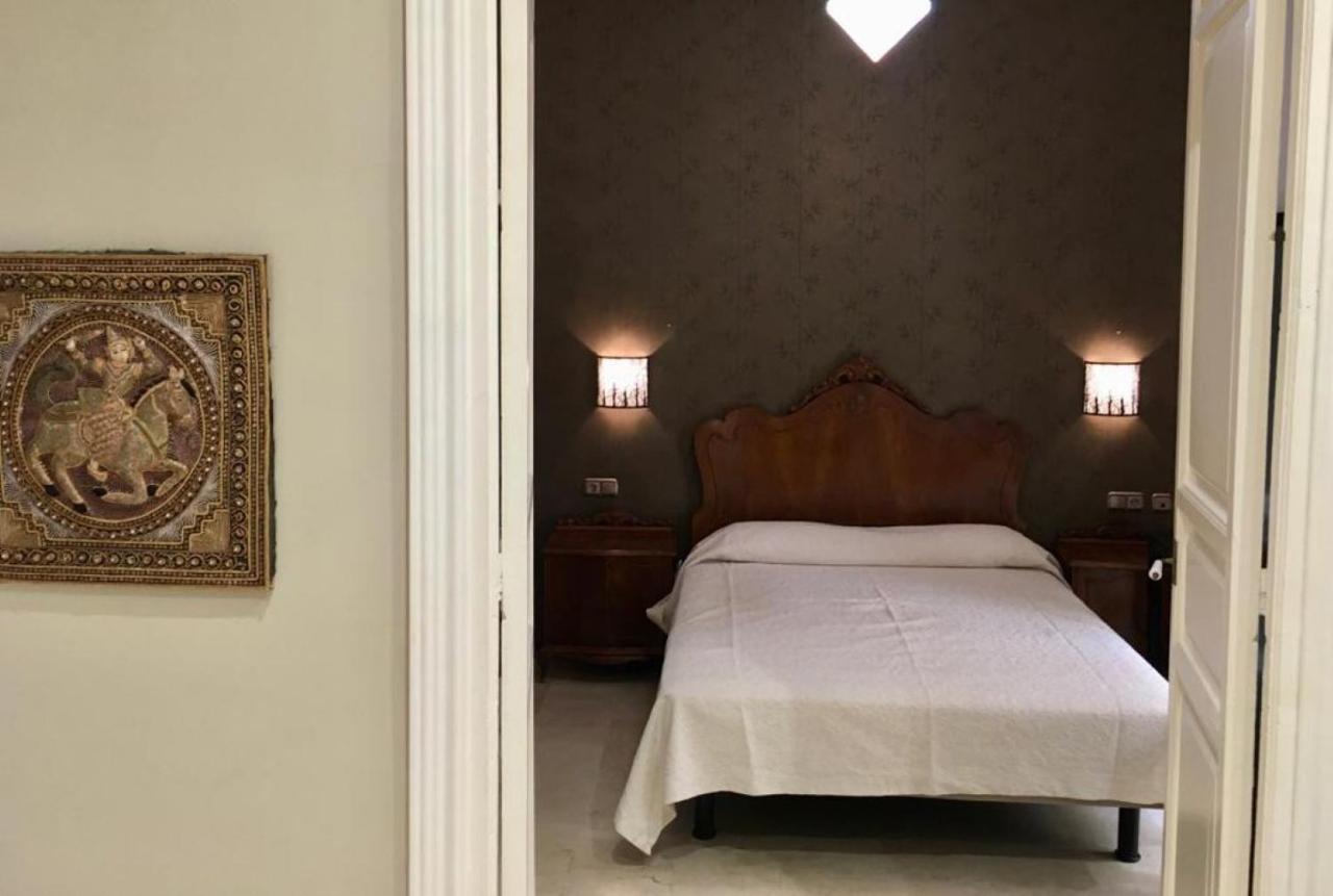 Chic E Classic Apartment อาลิกันเต ภายนอก รูปภาพ