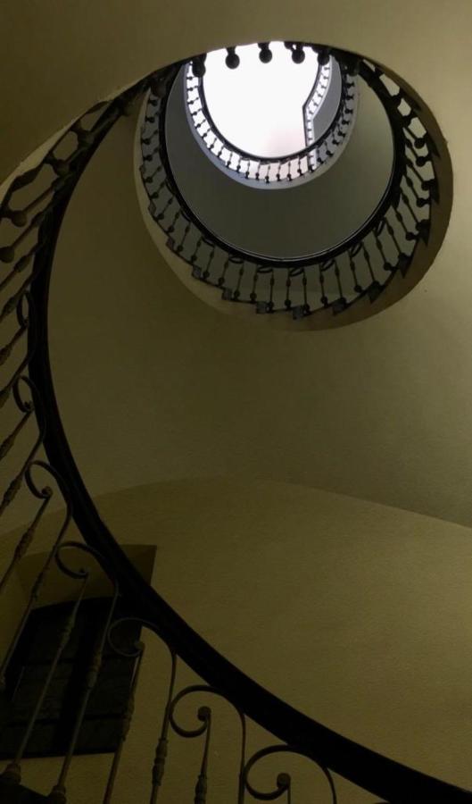 Chic E Classic Apartment อาลิกันเต ภายนอก รูปภาพ